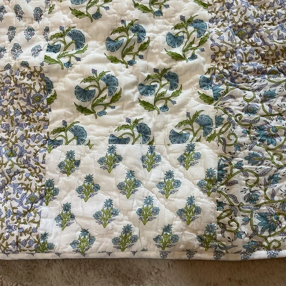 Pottery Barn ELLY Quilted Shams Set of 2 Standard 26x20 White Floral Cottagecore